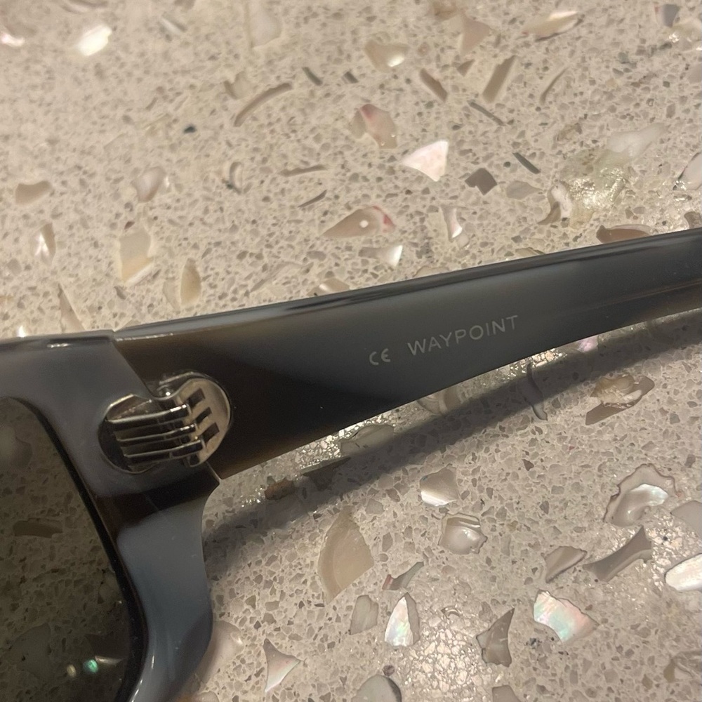 Revo Waypoint Polarized Sunglasses for Men RE2044 - Picture 3 of 5